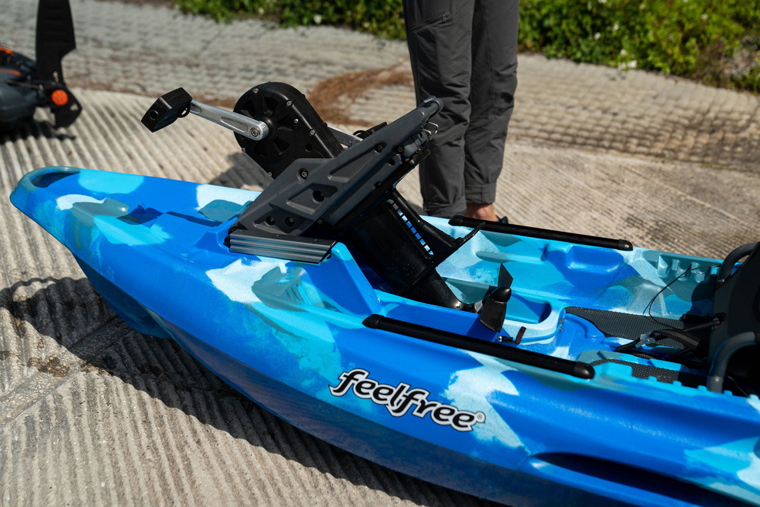 FeelFree Rapid Drive pedal drive system in the Moken 10PDL