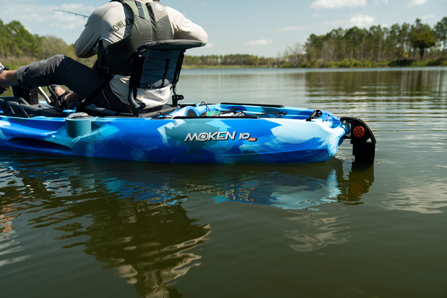 The FeelFree Moken 10PDL rudder system fo increased maneuverability