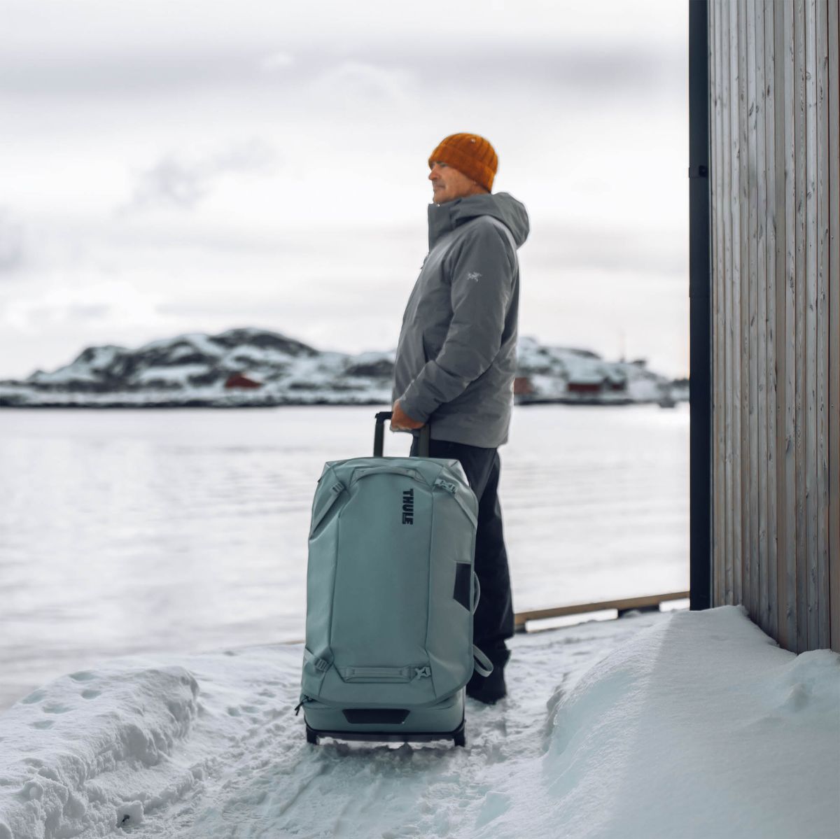 Thule Chasm Wheeled Duffel Suitcase