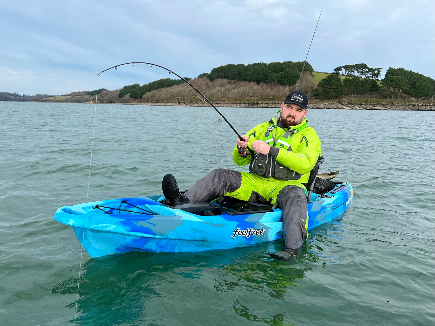 Feelfree Moken 10 V2 kayak fishing