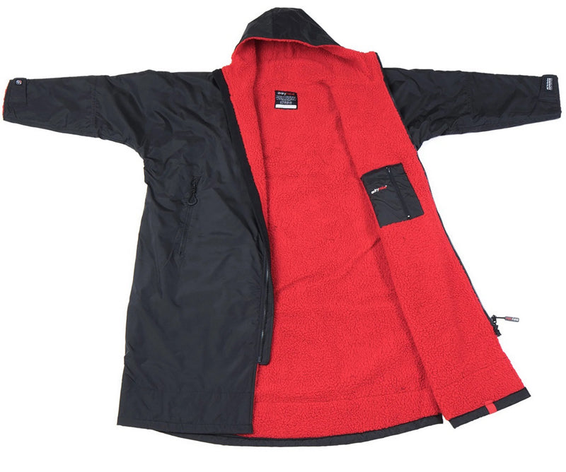 Dryrobe Advance Long Sleeve Robe in Black/Red