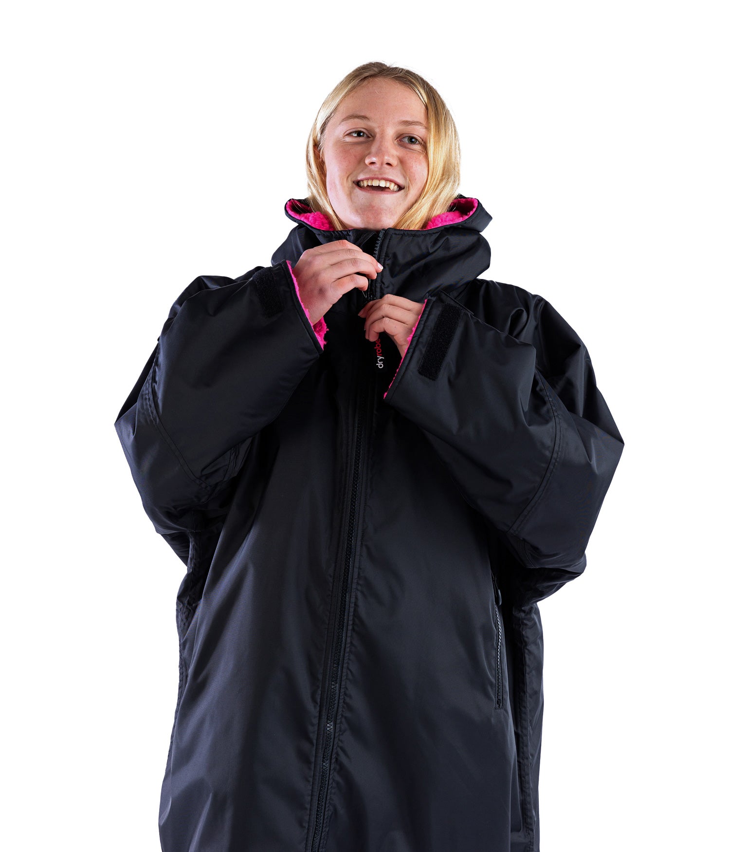 Stay protected from the weather in the Dryrobe Advance range for Kids