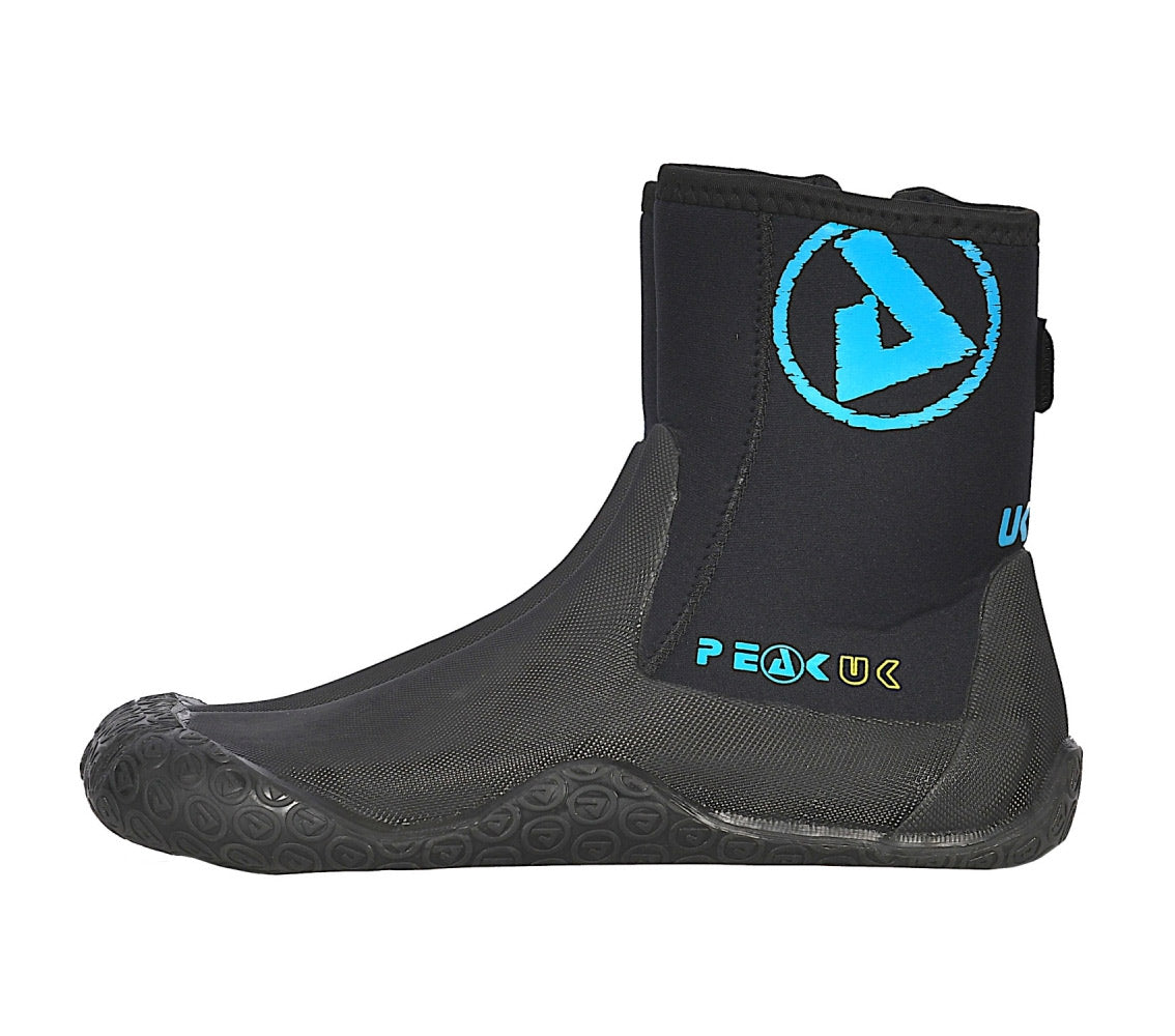 Peak Zipped Boots